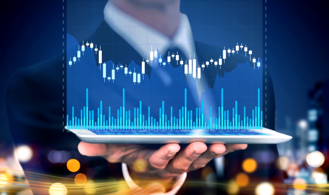 Srinivas L, CEO, 9Point Capital, said Bitcoin’s pullback to $106K is a healthy pause after new highs, as $11B in options expiry stirs volatility. Liquidity remains strong with stablecoin supply above $160B.